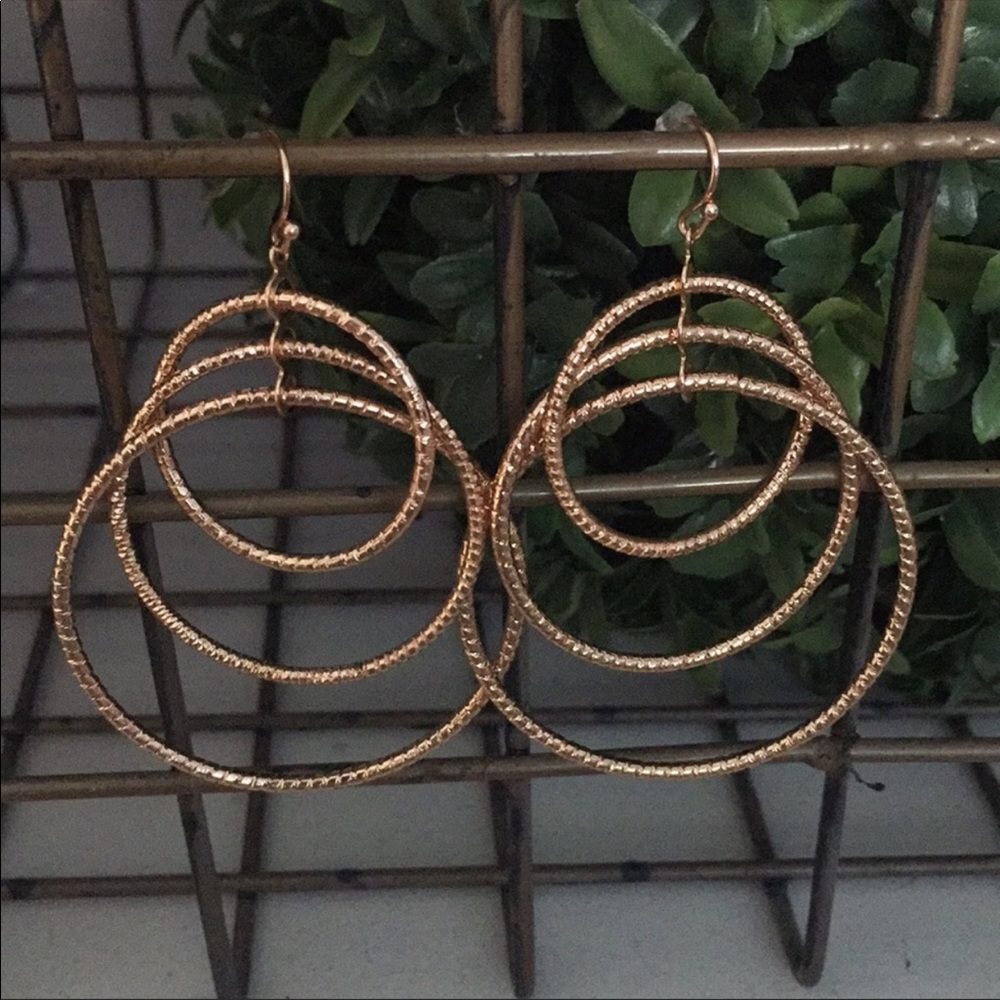 Sale! Rose gold earrings - Picture 1 of 3